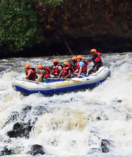 River rafting on the Teesta